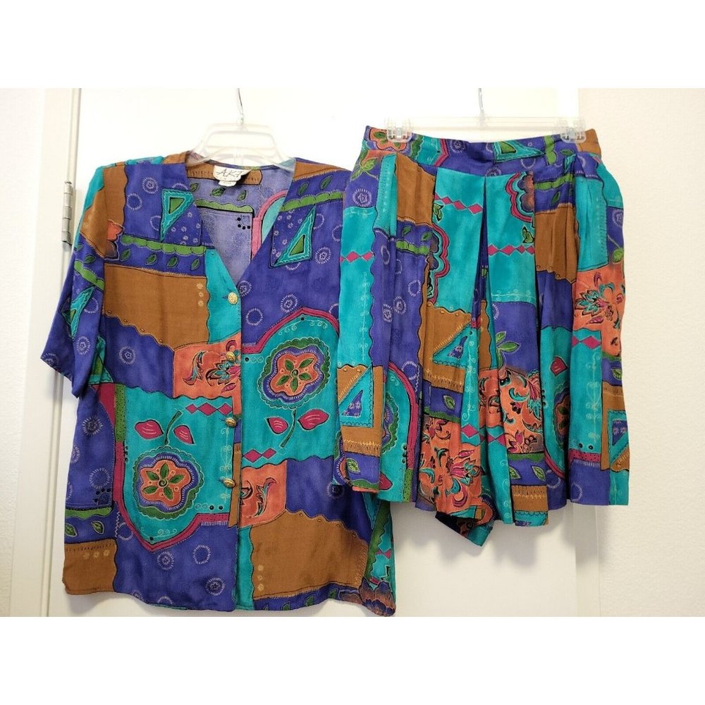 A.K.F. New York Vintage Y2K Top & Skort Med Purple Teal Brown